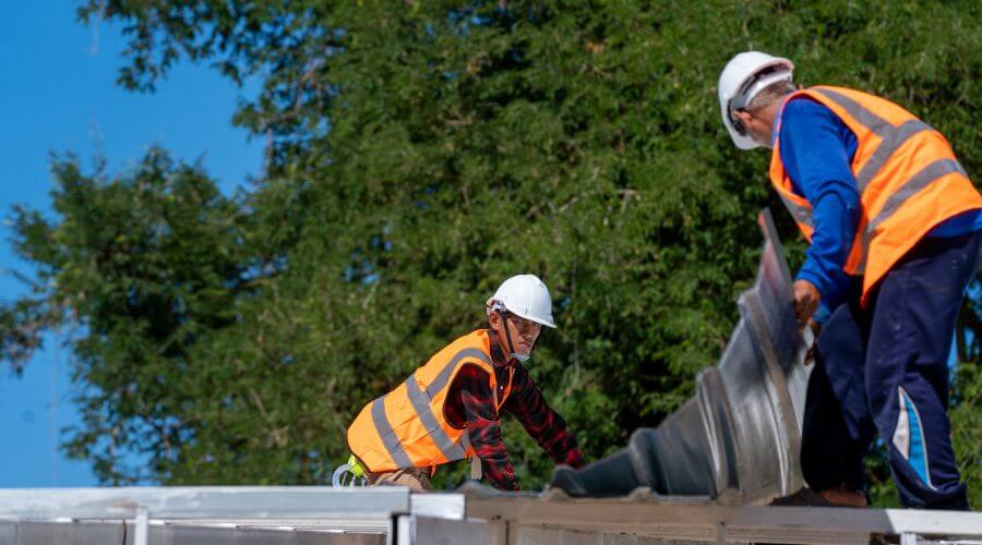 Professional New roof installation in Sweetser, IN